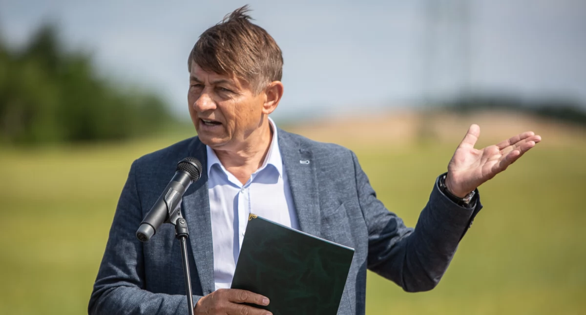 Parkingowy kompromis w Charzykowach. Gmina szuka rozwiązań dla przedsiębiorców