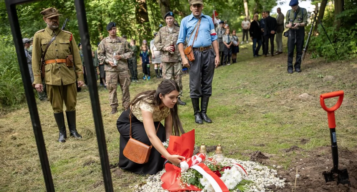 Dąb Pamięci w Dolinie Śmierci. Chojnice uczciły ofiary niemieckich zbrodni z czasów II wojny światowej