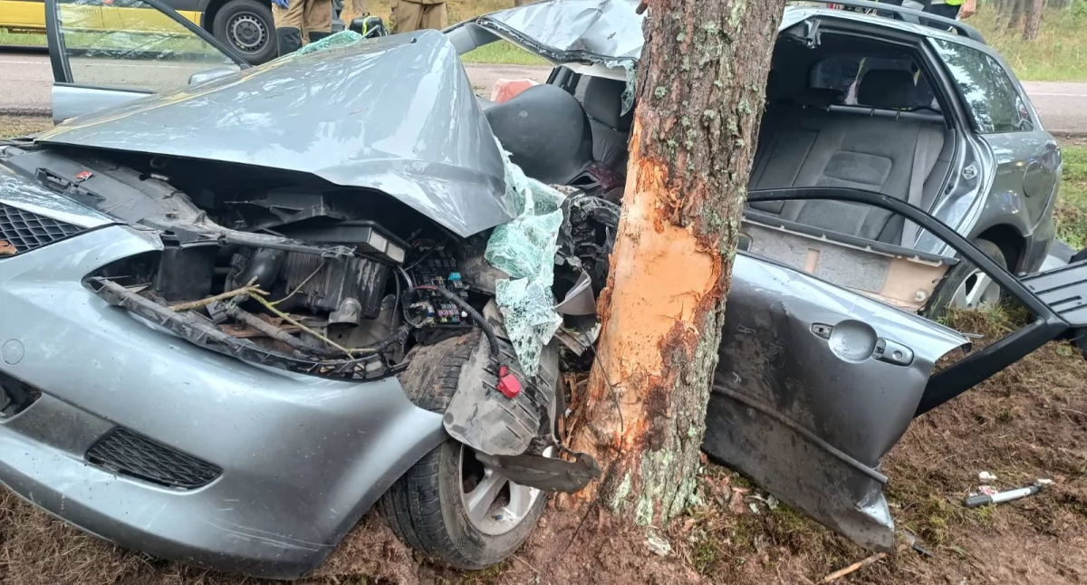 Poważny wypadek w Podlesiu. Interweniowały śmigłowce LPR