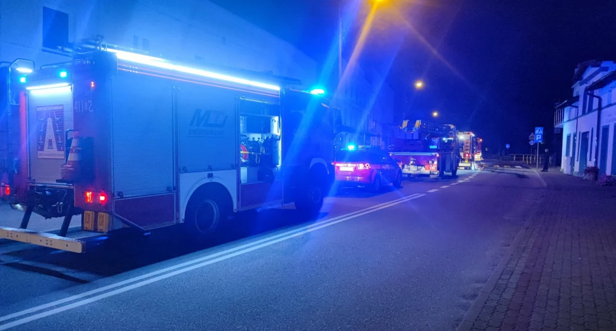  Mężczyzna wyskoczył przez okno, by ratować życie
