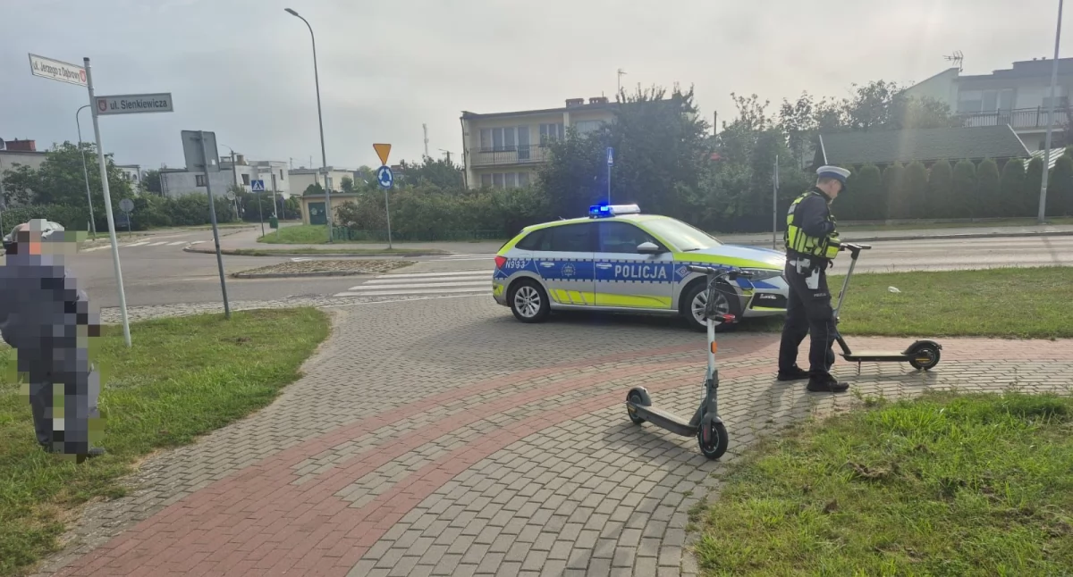 Potrącenie pieszego. Policja poszukuje kierującej oplem