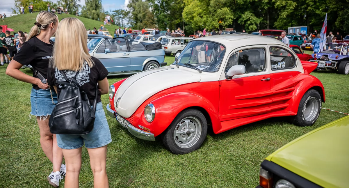 Chojnice w rytmie klasyki – XIII Zlot Pojazdów Zabytkowych za nami
