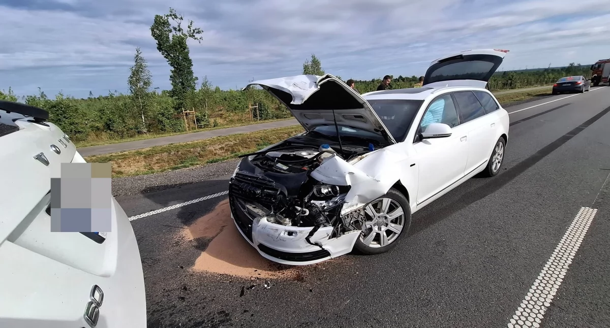 Wypadek na DK22 w rejonie Młynek. Pasażerka trafiła do szpitala