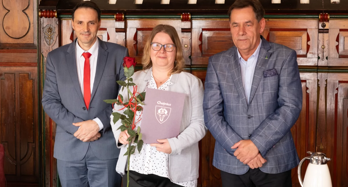 Burmistrz Chojnic nagrodził najlepszych nauczycieli z miejskich szkół podstawowych