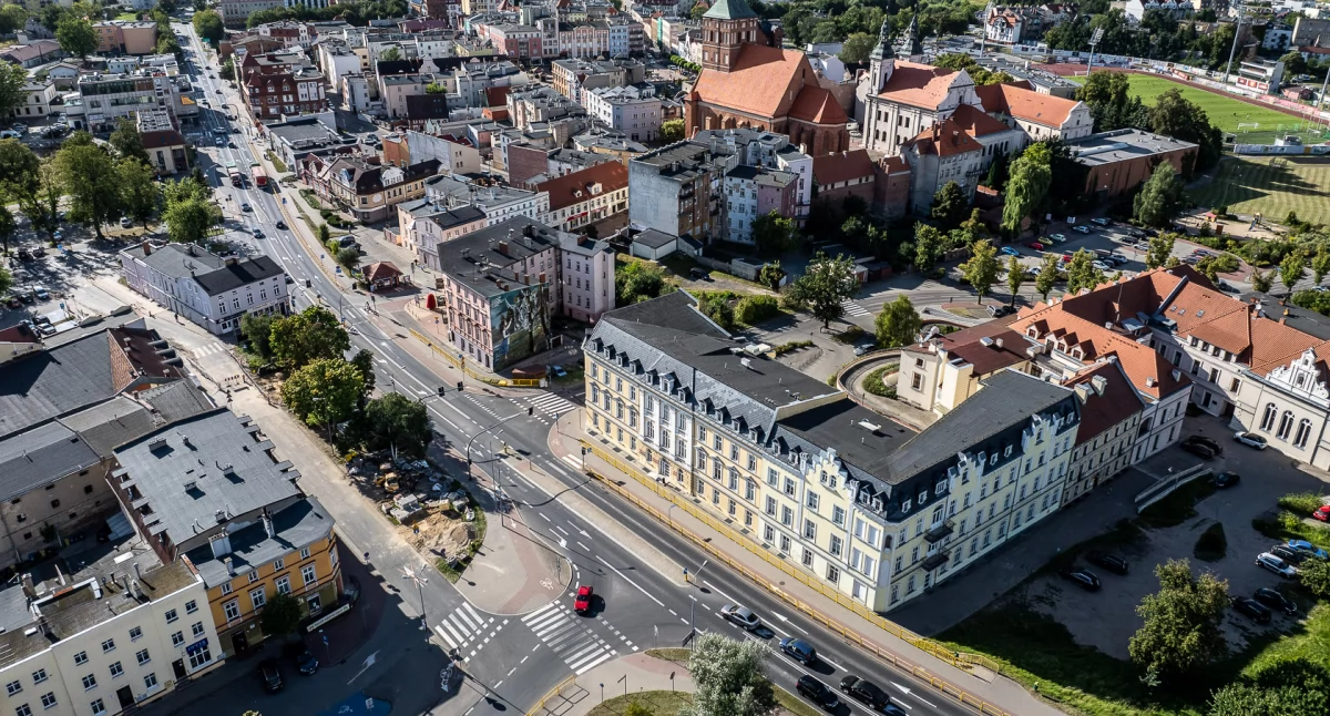 Od haftu po kryminały – dzisiaj twórcza noc w chojnickiej bibliotece