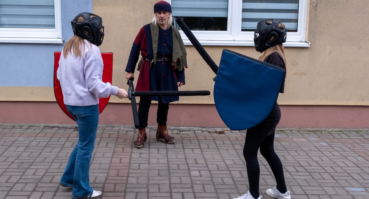 Młodzi połączeni kulturą – piknik historyczny w Pawłowie