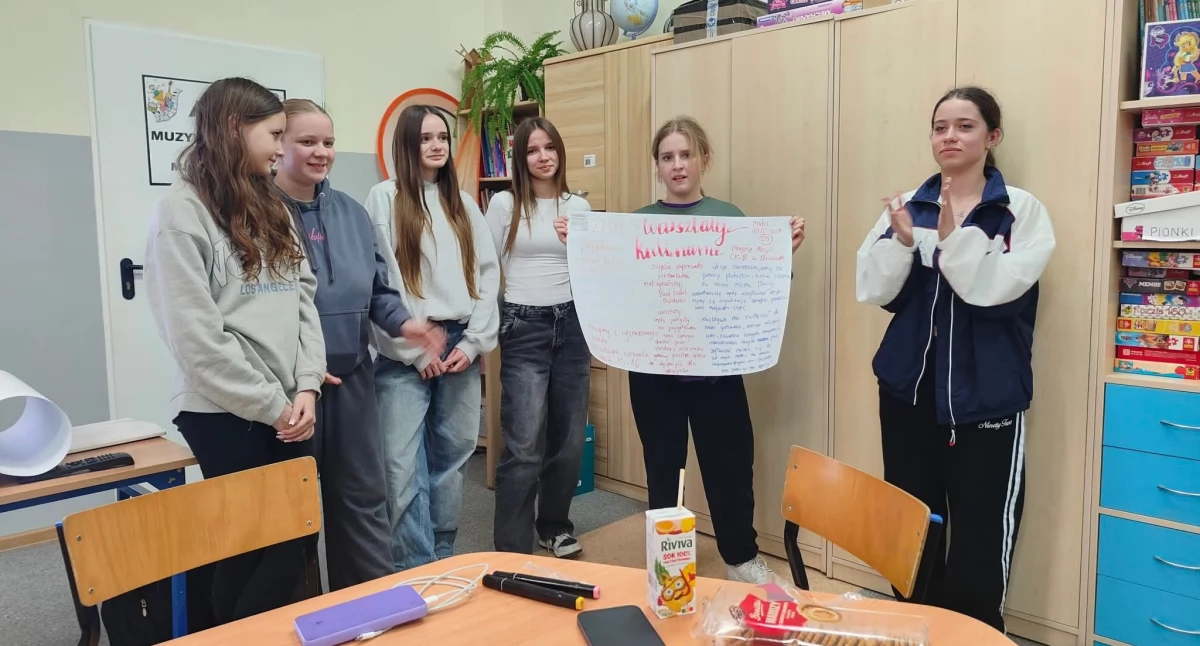 Sport. Pasja. Społeczność. Edukacja. Cztery filary – jedna misja. Dołącz do nas jako wolontariusz!