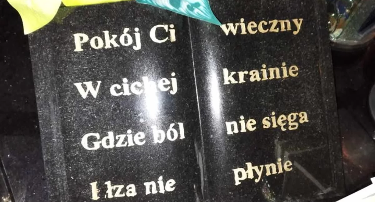 Skradziona książka z nagrobka na cmentarzu w Chojnicach. Właściciel wyznaczył nagrodę