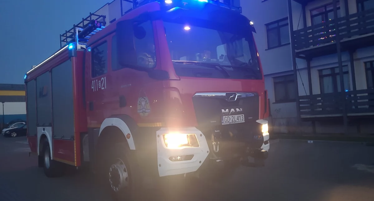 Chwile grozy w windzie. Strażacy uwolnili uwięzioną osobę na ul. Przemysłowej