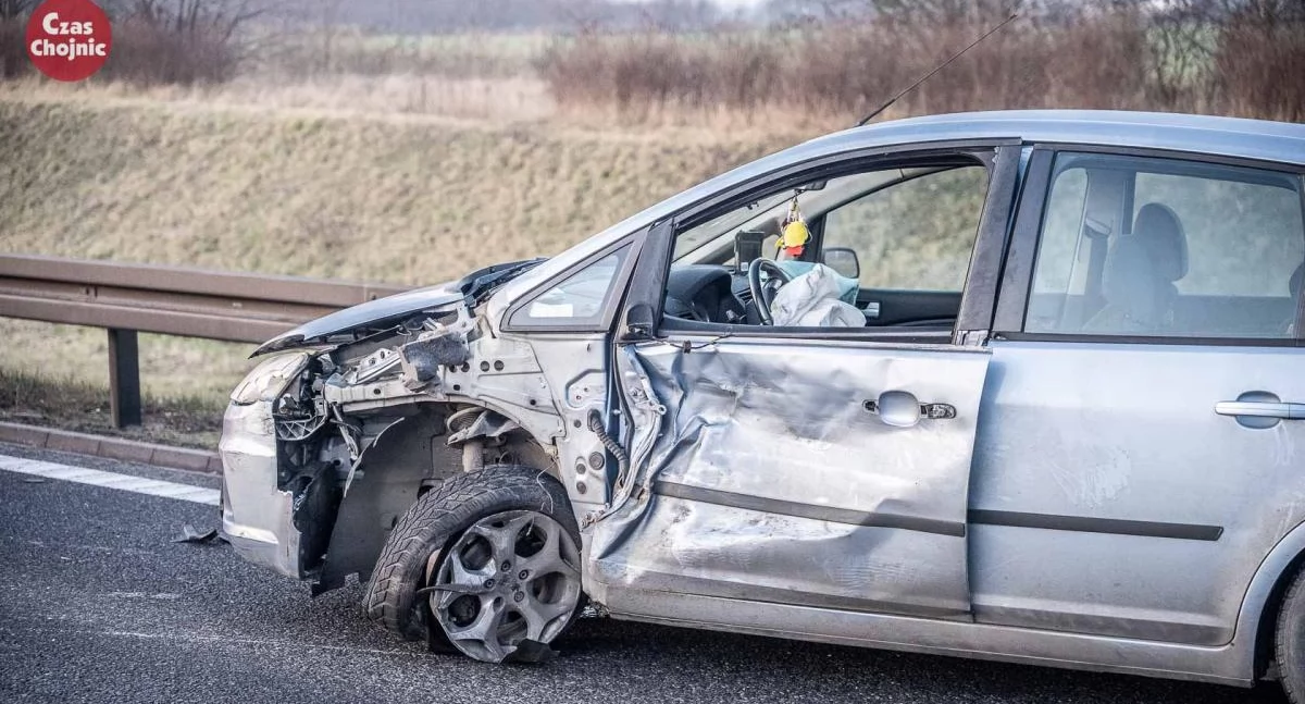 Nawigacja zawiodła kierowcę. Kolizja czterech pojazdów na obwodnicy Chojnic