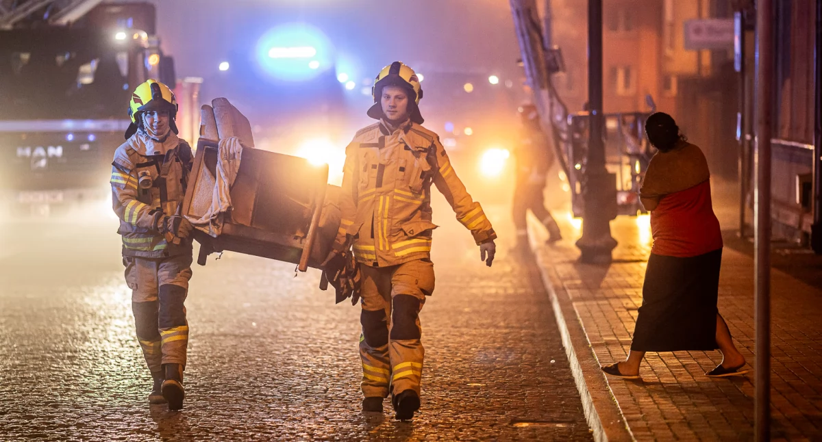 Strażacy interweniowali w bloku przy ulicy 31 Stycznia w Chojnicach (FOTO)