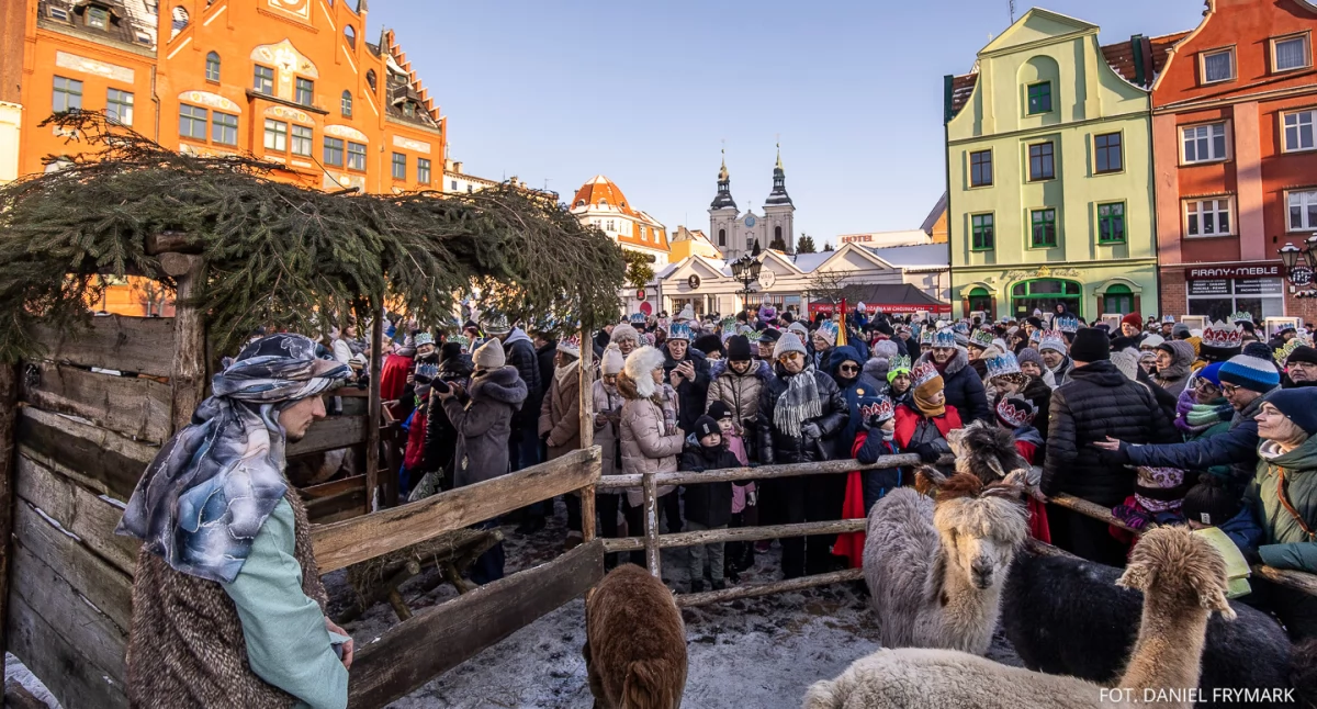 Orszak Trzech Króli przeszedł przez miasto (FOTO)