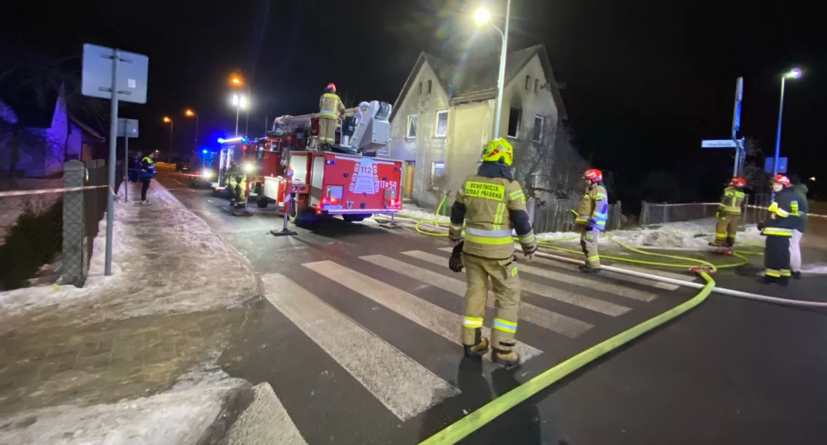 Pożar domu w Chojnicach. Paliło się mieszkanie na pierwszym piętrze 