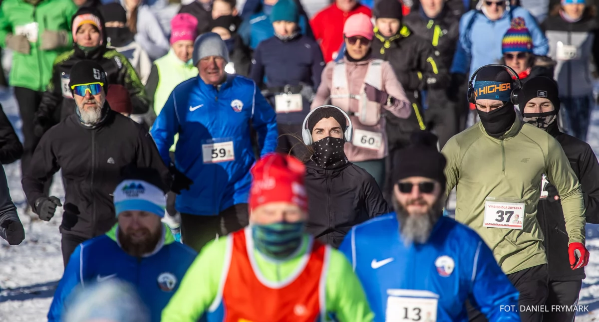 Mroźna atmosfera i gorące emocje – siódma edycja Biegu dla Zbyszka w Chojnicach