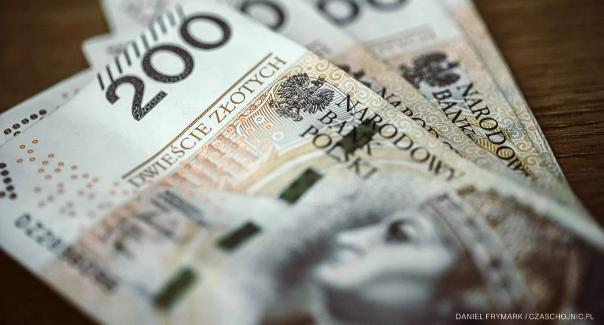 Znaleziono gotówkę w Chojnicach. Policja szuka właściciela zguby