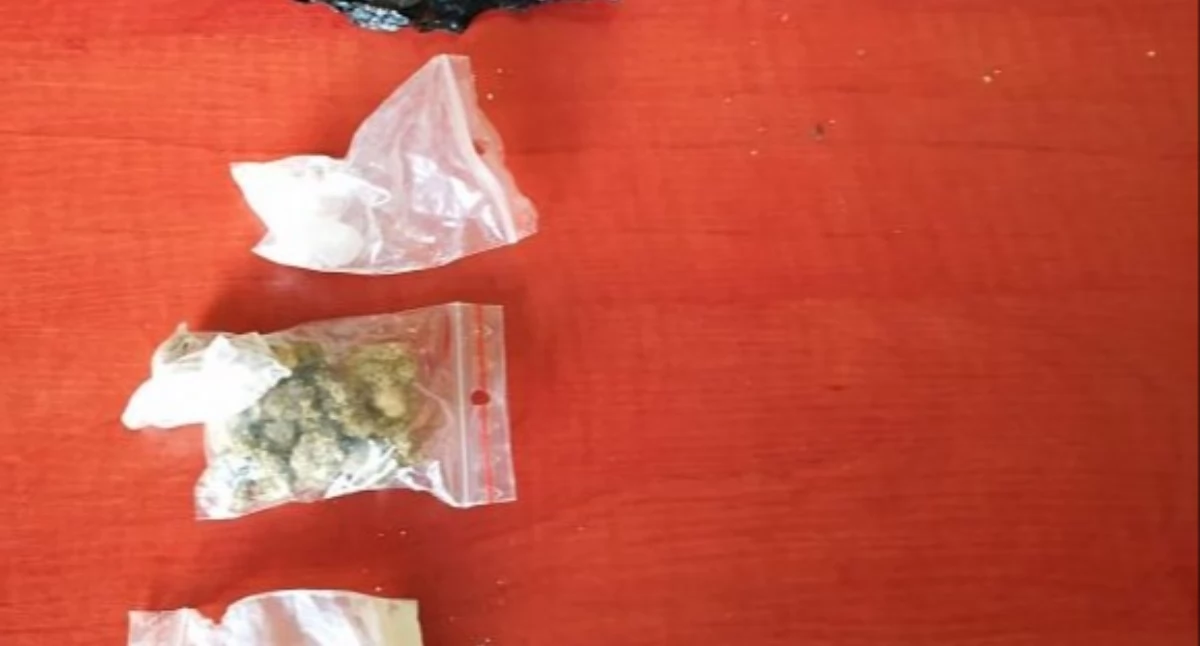 Marihuana, amfetamina, kokaina i mefedron w garażu. 42-latek zatrzymany