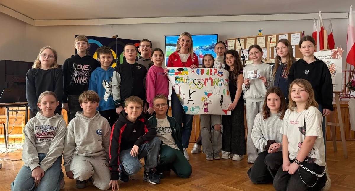 Uczniowie SP nr 8 w Chojnicach spotkali mistrzynię olimpijską Małgorzatę Hołub-Kowalik