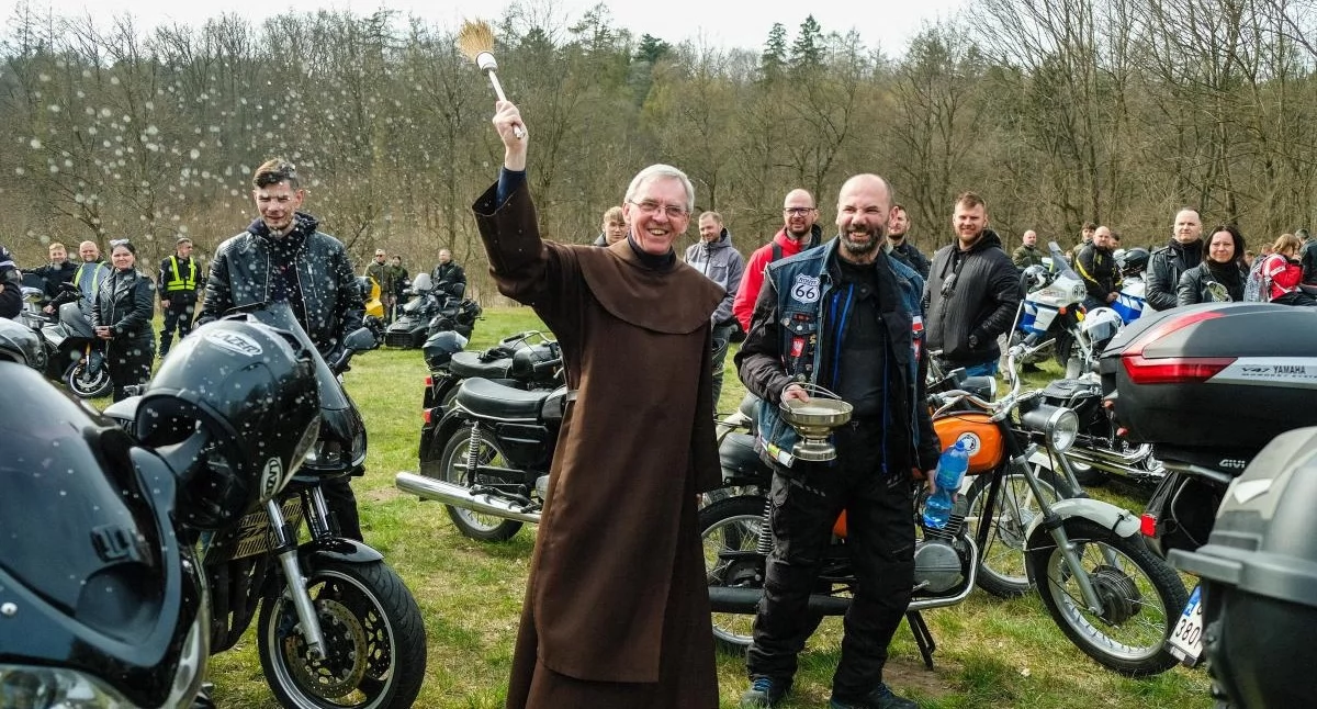 Motocykle u Karmelitów Bosych w Zamartem. Sezon uważamy za otwarty!