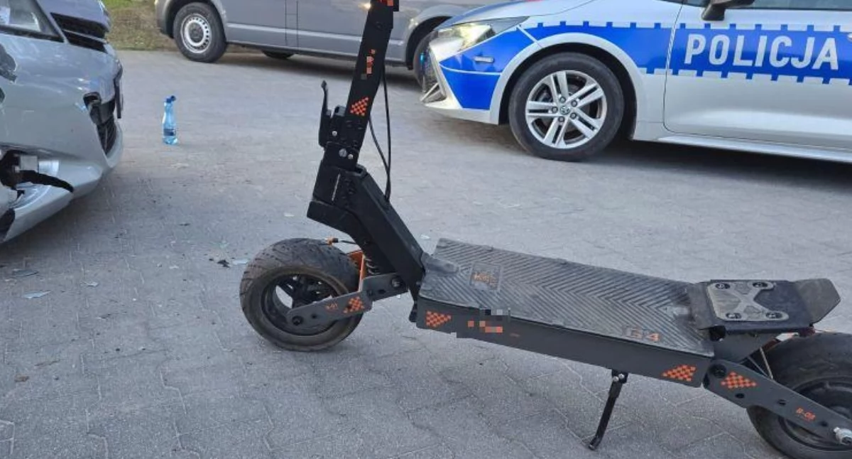 20-latek ukarany mandatem 2500 zł za jazdę hulajnogą po alkoholu