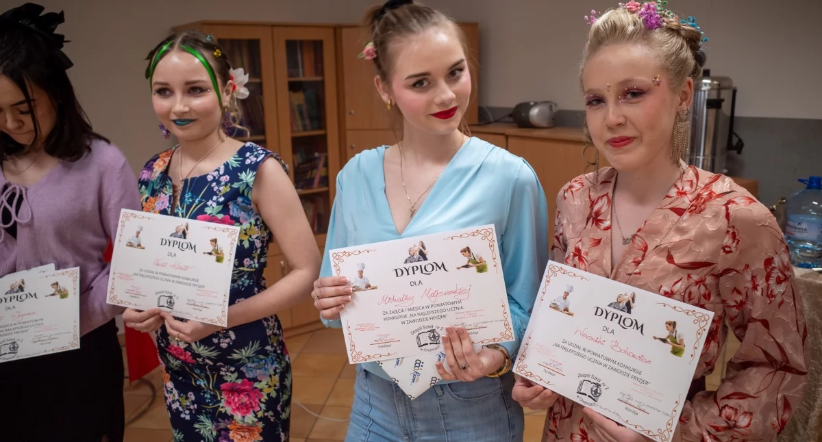 Konkurs w ZS nr 2 w Chojnicach rozstrzygnięty. Najlepsi fryzjerzy, kucharze i sprzedawcy