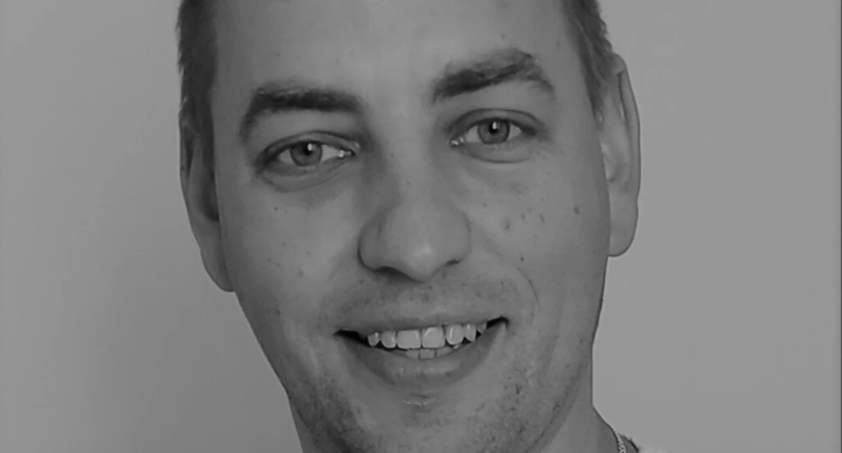Rocznica śmierci mł. asp. Adama Rekowskiego. Policjanci pamiętają o koledze