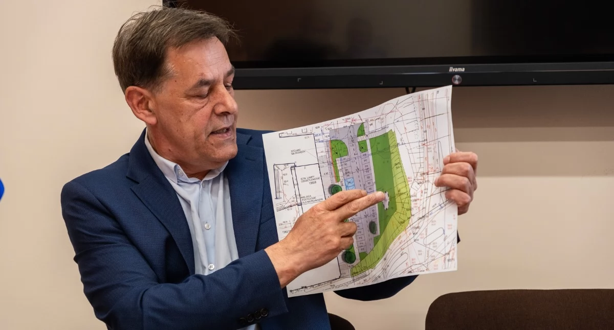 Arseniusz Finster: parking przy ogrodzie sióstr jednak powstanie. Będzie też pomnik siostry Adelgund Tumińskiej