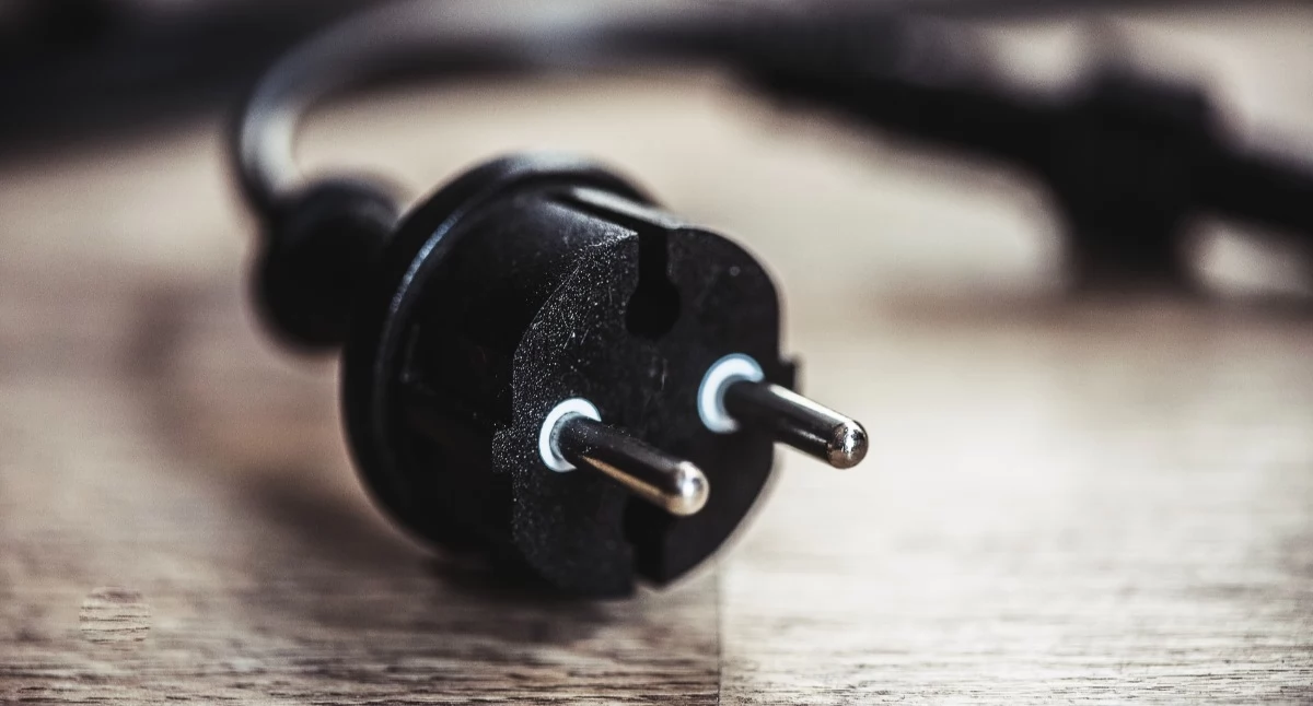Sześć rejonów bez zasilania. Poniedziałkowe wyłączenia prądu dotkną mieszkańców i lokalny market