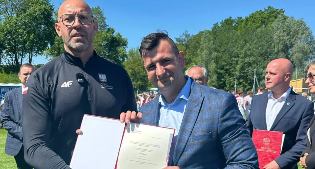 Chojnice dostaną miliony na nowe boisko piłkarskie