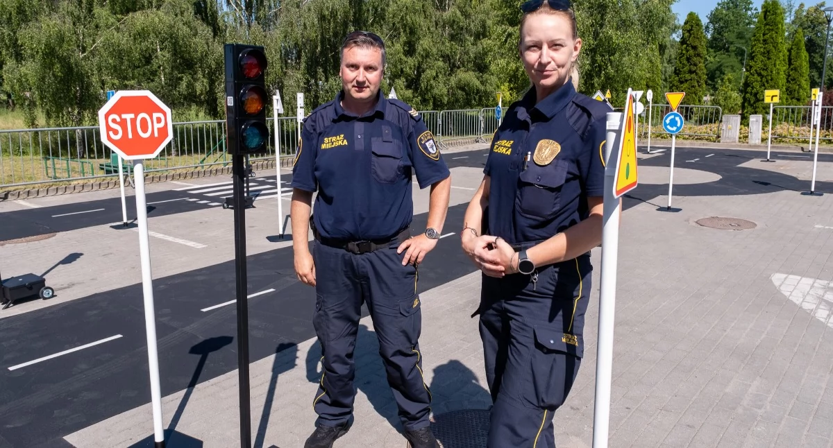 Straż Miejska w Chojnicach prezentuje Mobilne Miasteczko Rowerowe podczas Dni Chojnic