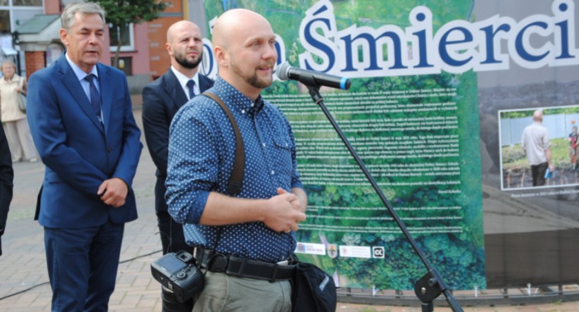 O Dolinie Śmierci na chojnickim rynku