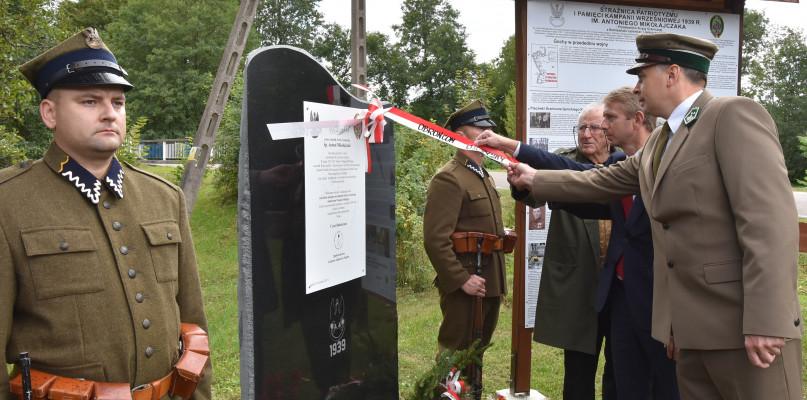 W Lasce stanęła strażnica patriotyzmu (GALERIA)
