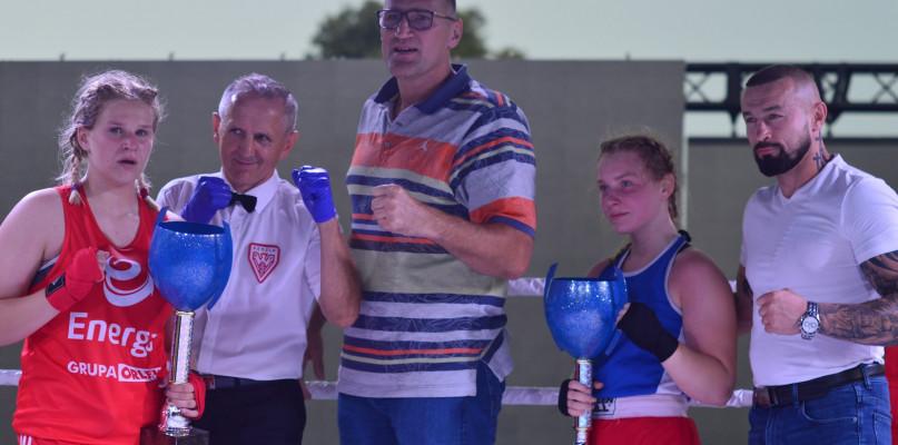 Grzmoty nie zatrzymały bokserów. Za nami Chojnicki Boxing Show (GALERIA)