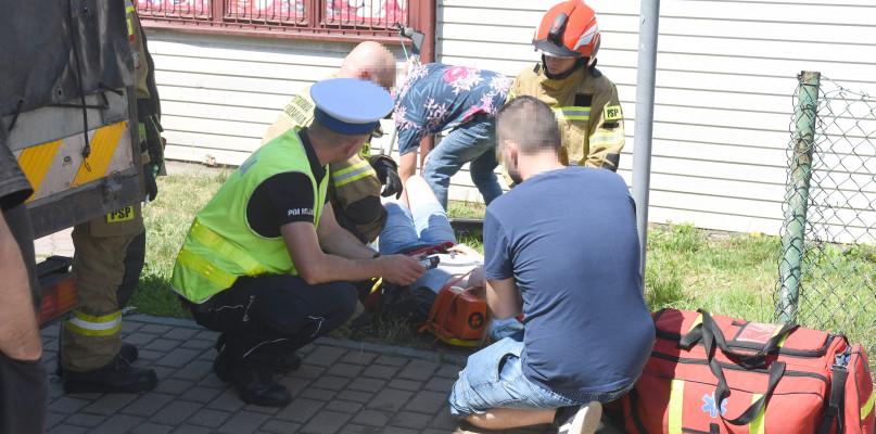 Ucierpiała kobieta na hulajnodze (FOTO)