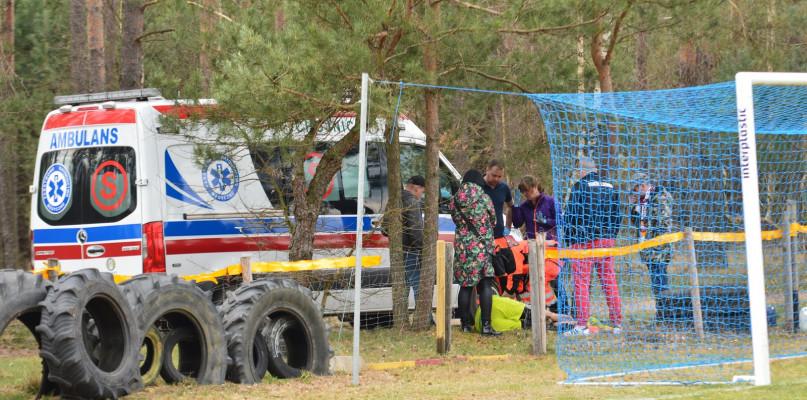 Cztery gole w derbach gminy Brusy. Bramkarz skończył w karetce (GALERIA)