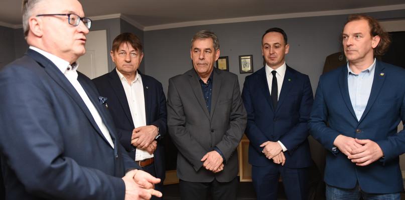 Biuro Biernackiego już czynne