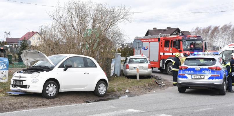 Zderzenie dwóch osobówek w Lubni