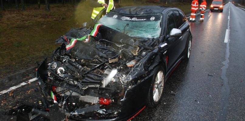 Czerszczanin uderzył w auto służby drogowej (FOTO)