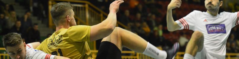 Emocje w półfinale. Falanga i Krzyś Bus w finale halówki (GALERIA)