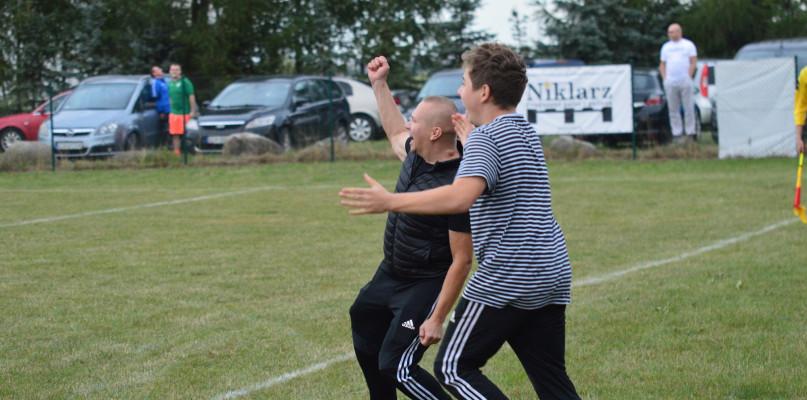 Zadecydowała ostatnia akcja. Unia - Nowi 1:0 (GALERIA)