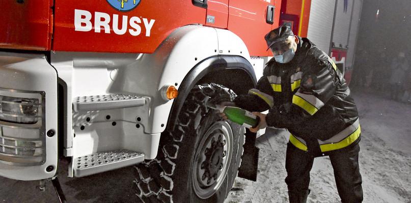Wozy strażackie zmieniły remizy