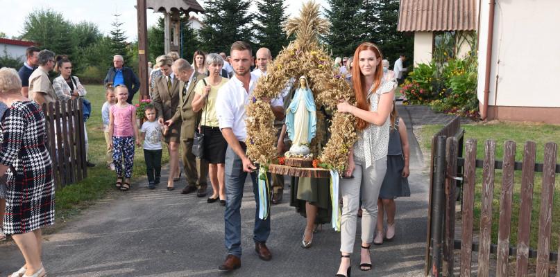 Dożynki parafialne w Zapędowie (FOTO)