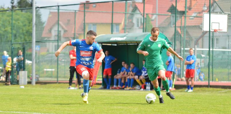 Zwycięski Kolejarz Chojnice na inaugurację V ligi (GALERIA)