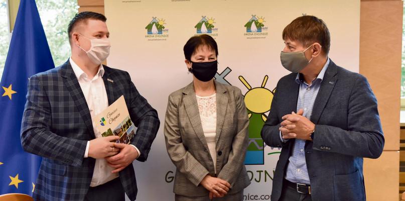 Panele na szkole za połowę ceny