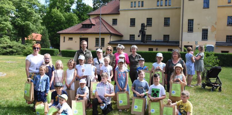 Konkurs plastyczny o przyrodzie (GALERIA)