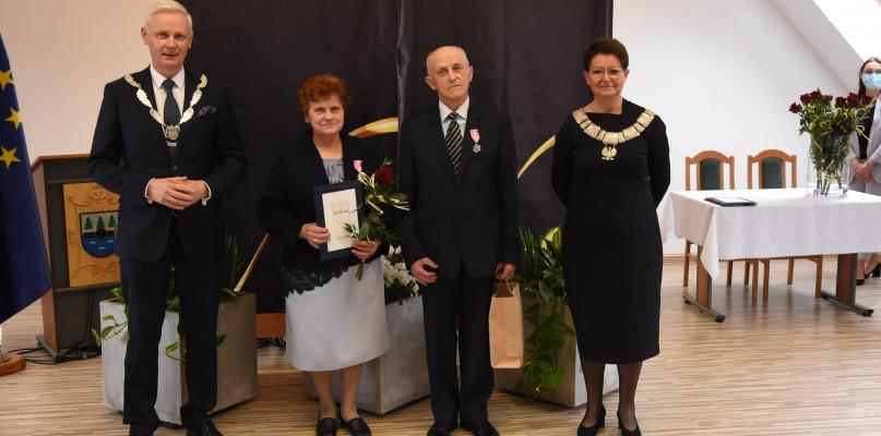 Złoci jubilaci odebrali medale (FOTO)