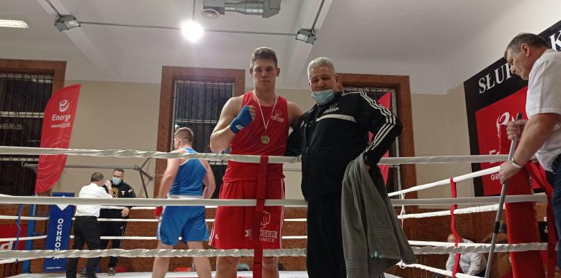 Pięściarze Boxing Team i UKS Bokser walczyli o medale w Słupsku