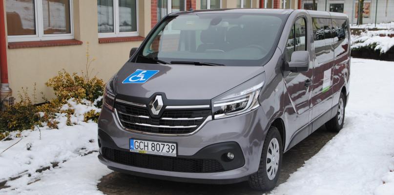 Nowiutkie auto trafiło do ZSS w Chojnicach