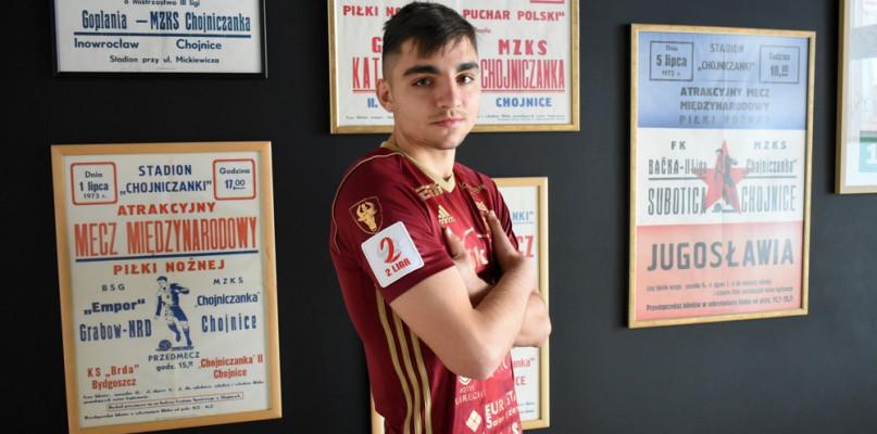 Oskar Nowak w Chojniczance. Krystian Wachowiak jedną nogą w Wiśle