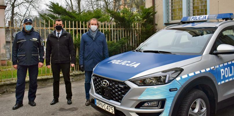 Nowe auta dla policjantów z powiatu