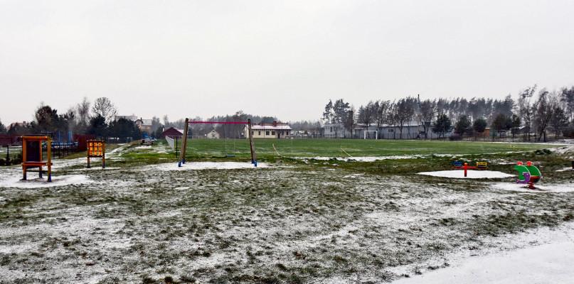Boisko w Nowej Cerkwi coraz bliżej
